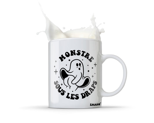 Un fantôme farceur qui vous mettra de bonne humeur dès le matin ! Découvrez notre tasse "Monstre sous les Draps !" avec un design espiègle qui fera sourire tout amateur d'humour. La tasse parfaite pour une dose de légèreté quotidienne. ☕👻