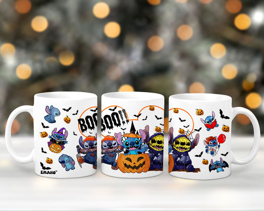 Stitch se prépare à semer la pagaille pour Halloween ! 🌟 Découvrez notre Tasse Emano Stitch, parfaite pour apporter un peu de magie à chaque gorgée de votre boisson préférée.