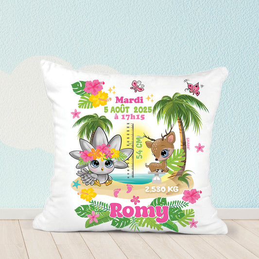 Coussin de naissance avec motif Cagou, souvenir doux et local imaginé en Nouvelle-Calédonie.