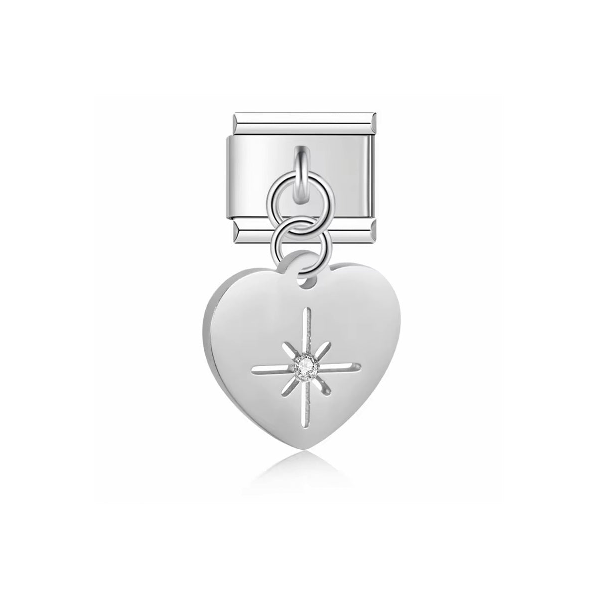 Charm argenté Silver Starlight en forme de cœur avec étoile et strass – bijou tendance Emano.