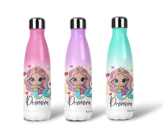 Découvrez l'enchantement des profondeurs marines avec notre Gourde Sirène. Cette gourde unique allie l'élégance des sirènes à la praticité d'une bouteille d'eau. Fabriquée en acier inoxydable de haute qualité, elle garde vos boissons à la température idéale.