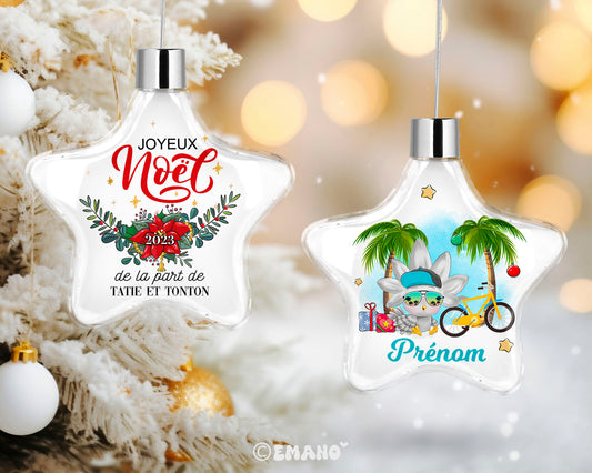 Une décoration de Noël personnalisée avec le prénom de votre choix, ornée de motifs festifs pour illuminer votre sapin et votre maison.