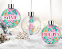 Une décoration de Noël personnalisée avec le prénom de votre choix, ornée de motifs festifs pour illuminer votre sapin et votre maison.
