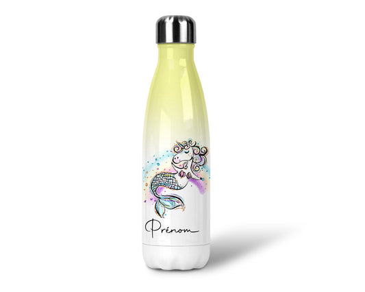 Découvrez la fusion magique de deux mondes avec notre Gourde Sirène Licorne. Cette gourde exceptionnelle marie l'élégance enchanteresse des sirènes à la grâce féérique des licornes. 