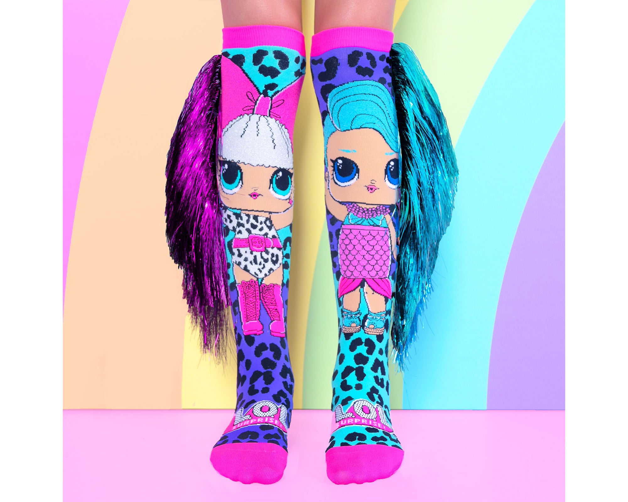 Pour que chaque journée ressemble à un événement sur le tapis rouge, ces chaussettes amusantes  affichent un style confiant avec  leurs couleur.