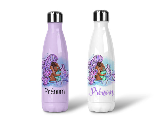 Découvrez l'enchantement des profondeurs marines avec notre Gourde Sirène. Cette gourde unique allie l'élégance des sirènes à la praticité d'une bouteille d'eau. Fabriquée en acier inoxydable de haute qualité, elle garde vos boissons à la température idéale.