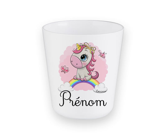 Vaisselle Bébé Personnalisée : Une Touche de Magie à Chaque Repas.